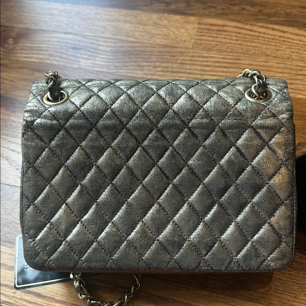 Chanel Metallic Quilted Crossbody Bag - Picture 9 of 12